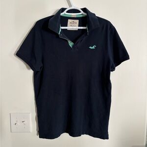 Hollister Men's Dark Blue Polo with Teal Logo Large